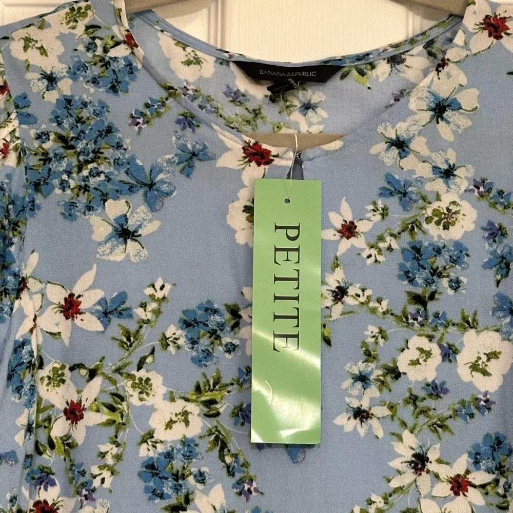 Banana Republic Floral Keyhole Peplum Top In Light Blue With Tie Sleeves